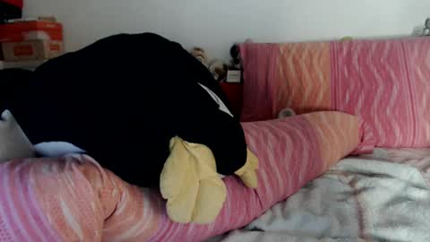 lovelywoman22 online show from February 6, 2025, 5:40 pm