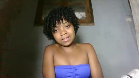 lovemarie08 online show from April 5, 2026, 2:58 pm