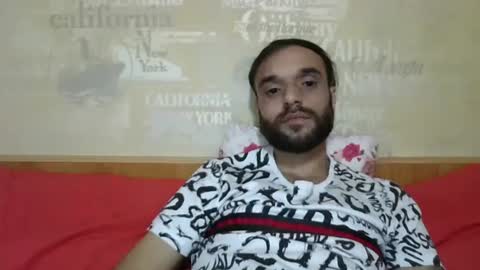 lovemastrubate243958 online show from October 19, 2025, 9:04 pm