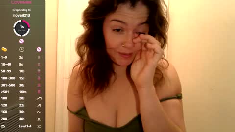 Snapshot of lovemesomemoree chatting on January 24, 2025, 12:20 pm Connie online show from January 24, 2025, 12:20 pm