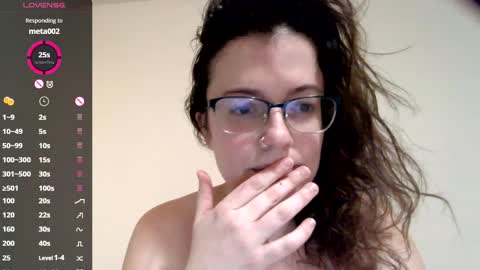 Snapshot of lovemesomemoree chatting on February 5, 2025, 10:01 pm Connie online show from February 5, 2025, 10:01 pm