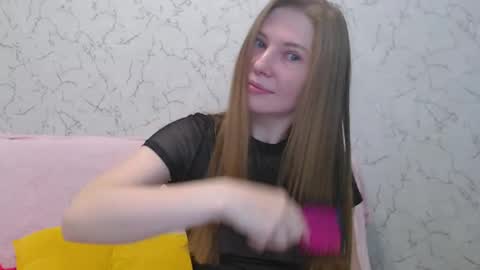 Mary Love online show from February 17, 2025, 3:53 pm