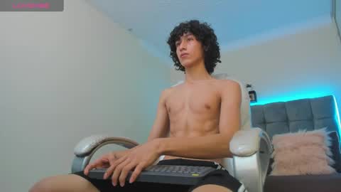 loverboy8_ online show from February 9, 2025, 6:54 am