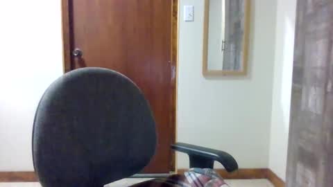 lovergirl2115 online show from January 16, 2026, 2:59 am