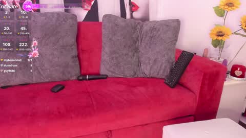 Lauren independent model  love you online show from January 11, 2025, 4:06 am