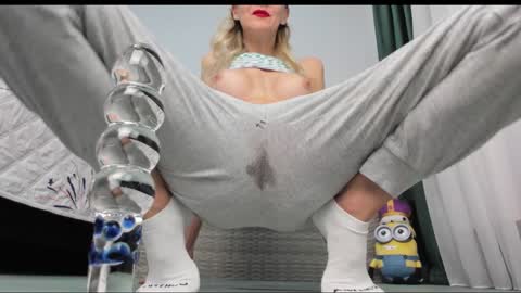 loverossela online show from March 5, 2026, 3:24 am