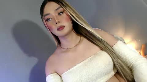 Snapshot of lovers_moon22 chatting on February 3, 2025, 11:15 pm lovers moon22 online show from February 3, 2025, 11:15 pm