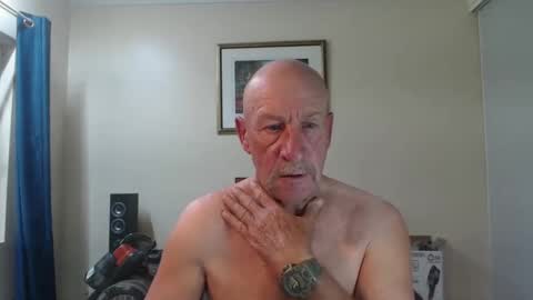 Snapshot of lovesblackazz chatting on January 5, 2025, 1:13 am Lovesblackazz online show from January 5, 2025, 1:13 am