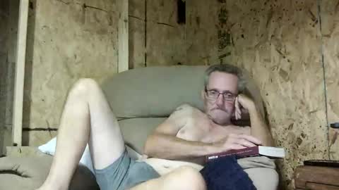 Snapshot of lovesex6565 chatting on November 6, 2025, 11:26 pm just here to have fun and cum online show from November 6, 2025, 11:26 pm