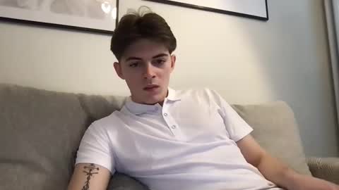 Snapshot of lovet1me chatting on March 2, 2026, 9:49 am luv online show from March 2, 2026, 9:49 am