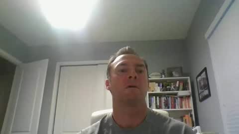 lovethewomen10 online show from January 6, 2025, 10:37 pm