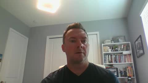 lovethewomen10 online show from September 22, 2025, 1:35 pm
