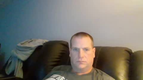 Snapshot of lovetocum37 chatting on March 10, 2025, 4:35 pm lovetocum37 online show from March 10, 2025, 4:35 pm