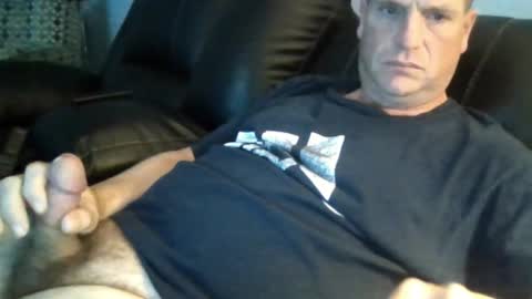 Snapshot of lovetocum37 chatting on October 20, 2025, 4:07 pm lovetocum37 online show from October 20, 2025, 4:07 pm