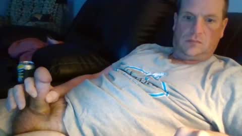 Snapshot of lovetocum37 chatting on April 20, 2026, 1:08 am lovetocum37 online show from April 20, 2026, 1:08 am