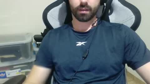 lovetojiz933 online show from January 17, 2026, 1:21 am