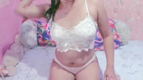 lovexx_69ass online show from February 8, 2026, 10:07 am