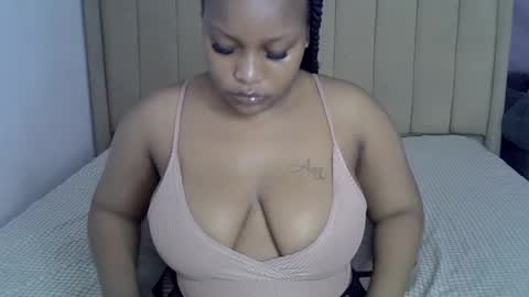 Snapshot of loveydivah chatting on June 30, 2026, 5:30 am loveydivah online show from June 30, 2026, 5:30 am