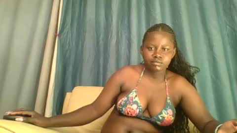 Snapshot of loviett chatting on June 15, 2026, 4:04 am loviett online show from June 15, 2026, 4:04 am