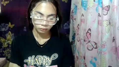 Snapshot of loving_rhean chatting on June 22, 2026, 11:57 pm loving_rhean online show from June 22, 2026, 11:57 pm