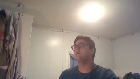 lpop81020 online show from April 14, 2026, 11:44 pm