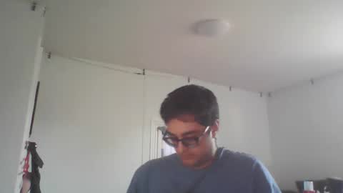 lpop81020 online show from April 17, 2026, 10:57 pm