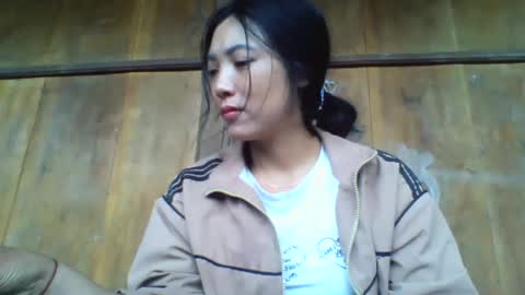 lsmbaby online show from September 14, 2025, 2:11 am