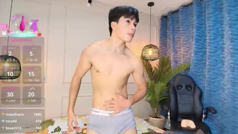 Snapshot of luandy_ chatting on October 20, 2025, 7:36 pm lUAN online show from October 20, 2025, 7:36 pm