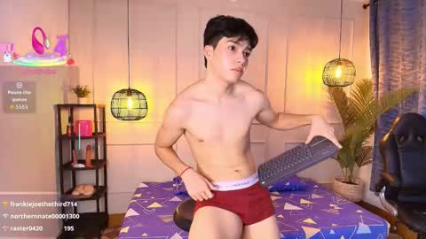 lUAN online show from January 31, 2026, 9:02 pm