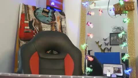 Snapshot of luanna837 chatting on November 8, 2025, 9:35 pm luanna837 online show from November 8, 2025, 9:35 pm