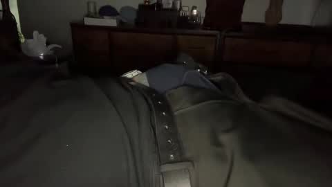 lubthemtitties online show from December 10, 2024, 1:33 pm