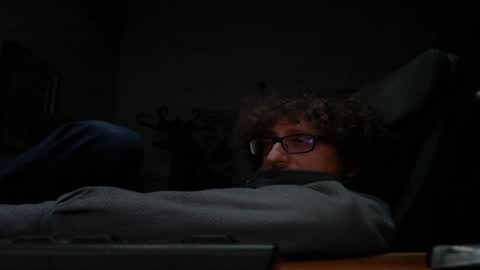 Snapshot of luca78_78 chatting on December 31, 2024, 3:31 pm luca78 online show from December 31, 2024, 3:31 pm