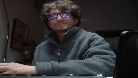 Snapshot of luca78_78 chatting on March 2, 2025, 3:27 pm luca78 online show from March 2, 2025, 3:27 pm