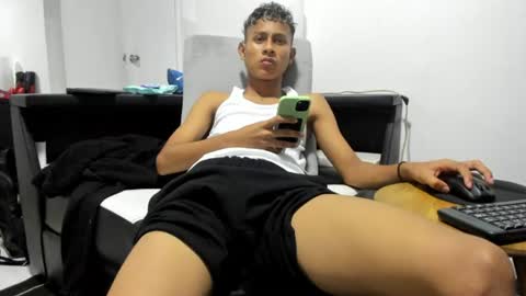 Snapshot of luca_damp1 chatting on July 23, 2026, 2:09 am Luca online show from July 23, 2026, 2:09 am