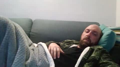 Luca online show from December 19, 2025, 7:43 pm