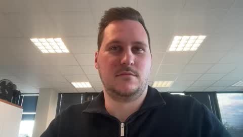 Lucas online show from April 20, 2026, 2:31 pm