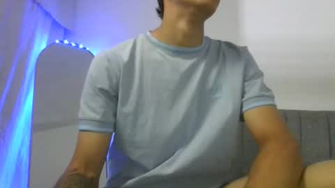 Lucas online show from April 14, 2026, 11:44 pm