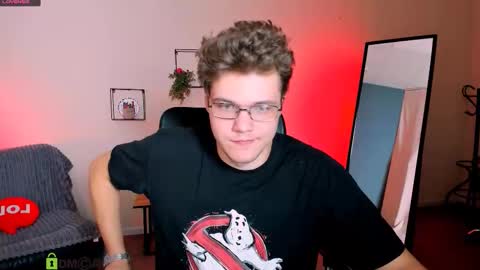 lucas_long_ online show from September 28, 2025, 6:46 pm