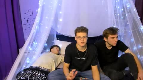 lucas_long_ online show from October 18, 2025, 7:03 pm