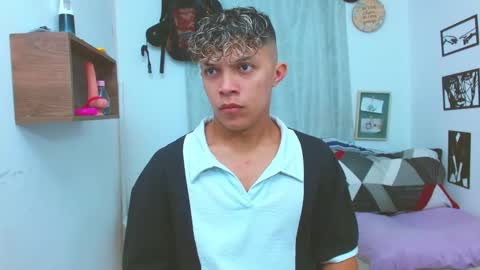 Lucas Luxx online show from October 4, 2025, 1:31 pm