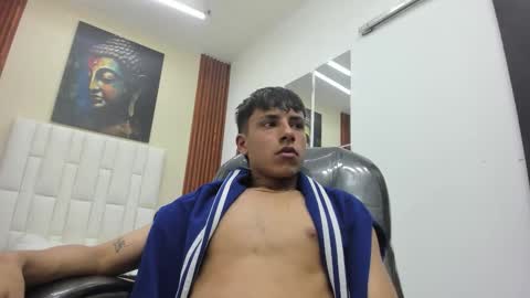  LUCAS RIVAS  online show from December 20, 2025, 12:51 am