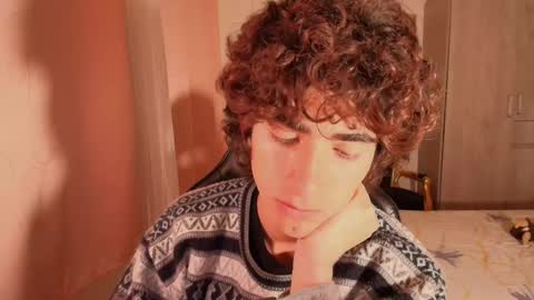 lucas_xo online show from October 21, 2025, 4:13 am