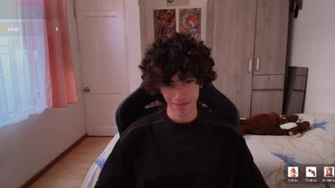 lucas_xo online show from January 17, 2026, 8:56 pm