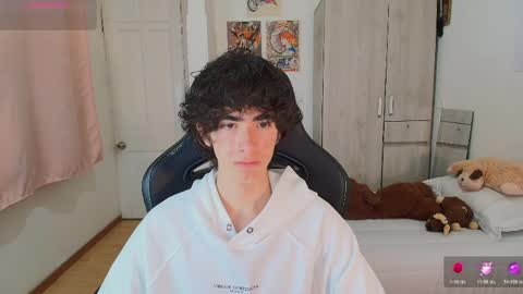 Snapshot of lucas_xo chatting on May 22, 2026, 5:47 am lucas_xo online show from May 22, 2026, 5:47 am