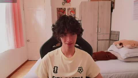 Snapshot of lucas_xo chatting on May 24, 2026, 6:46 pm lucas_xo online show from May 24, 2026, 6:46 pm