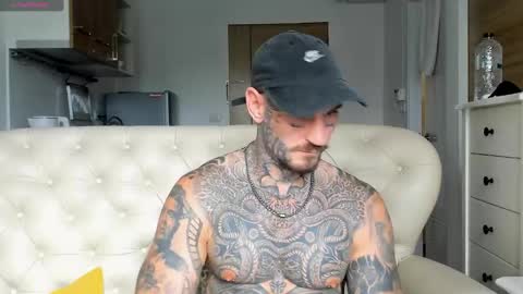 lucasexclusive online show from September 15, 2025, 6:57 am