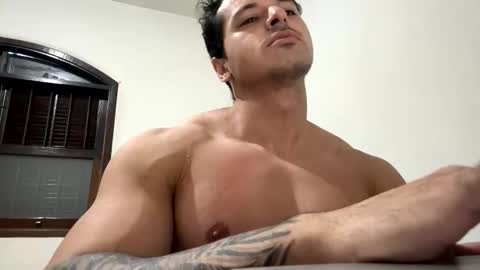 lucasfit24 online show from February 11, 2025, 11:43 am