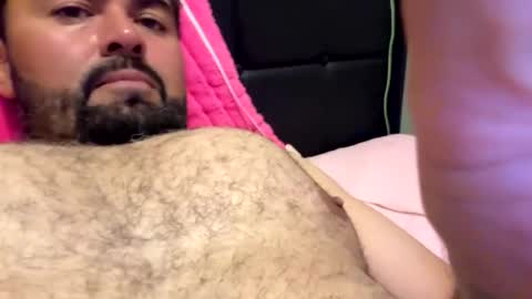 lucasmagana85 online show from April 25, 2026, 7:55 am