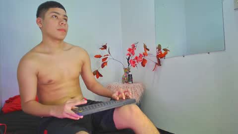 Snapshot of lucastorrez01 chatting on December 5, 2025, 4:10 am LUCAS TORREZ online show from December 5, 2025, 4:10 am