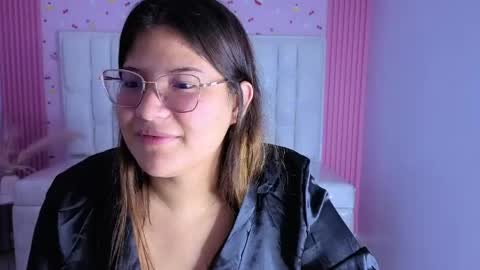 Snapshot of lucero_s chatting on April 28, 2026, 3:11 am Lucero online show from April 28, 2026, 3:11 am
